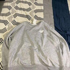 New Balance Heather Gray Crewneck Men’s